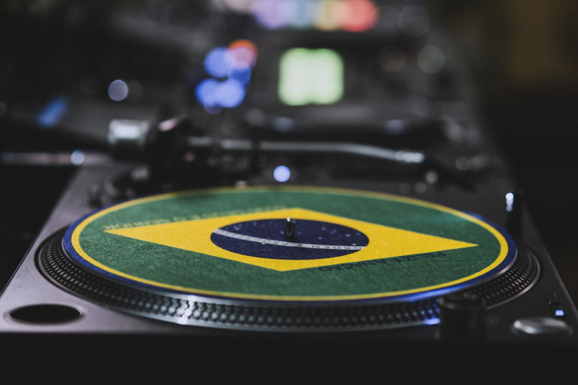 Bon Plan Réveillon du Nouvel An 2026 : Soirée brésilienne au Chinois à Montreuil (93)