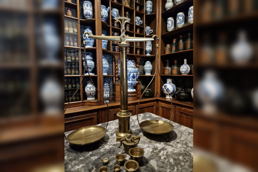 Au cœur des Yvelines, cette villa historique abrite une ancienne apothicairerie royale et elle se visite ! 