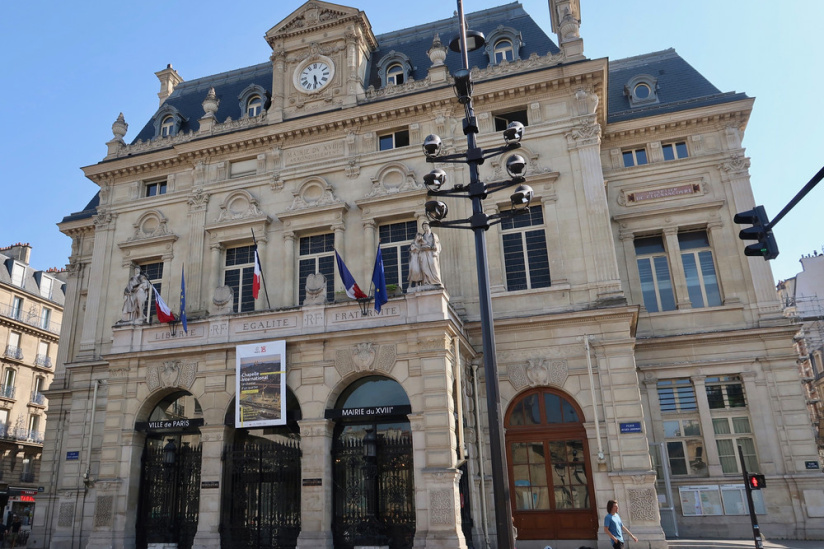 Nuit Blanche 2026 : un parcours ludique et artiste en famille à la mairie du 18e arrondissement