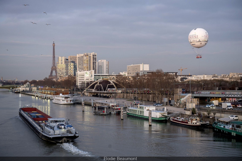 Insolite : une montgolfière au coeur de Paris