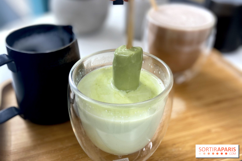 Insolite : ce glacier parisien propose des petits bâtonnets glacés à fondre dans du lait