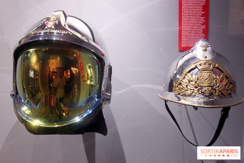 Exposition Pompiers à lHôtel de Ville