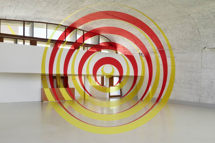 "Panoramas" : Felice Varini s'expose à Beaugrenelle