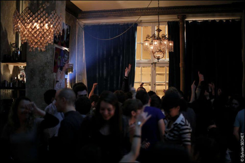 Vice Vers? / Fragrance Sonore Invite Release The Groove at Bouche B