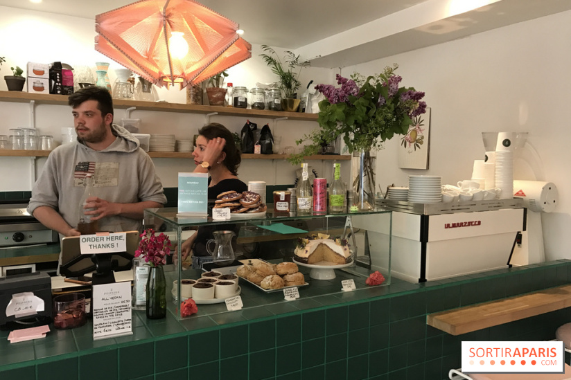 Peonies, le coffee-shop fleuriste