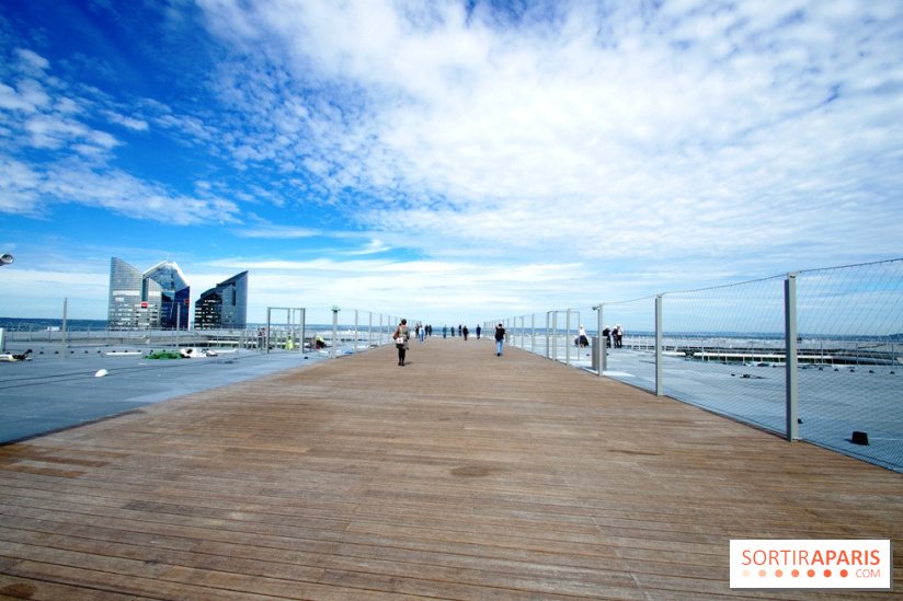 Réouverture du toit de la Grande Arche de La Défense