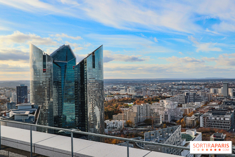 Réouverture du toit de la Grande Arche de La Défense