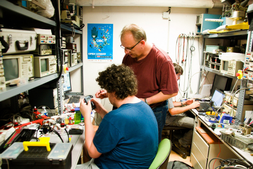 Fête de la science 2025 : expérience immersive à l'Electrolab - hackerspace de Nanterre (92)