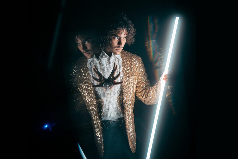 Augmented Magic : le spectacle de magie de Moulla à la Grande Halle de La Villette