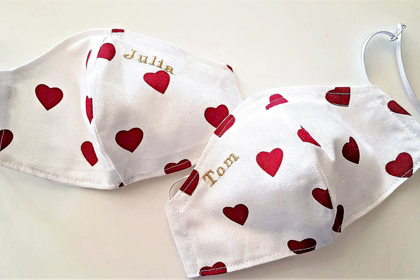 Covid : les masques artisanaux en tissus aussi efficaces que les chirurgicaux selon l'OMS