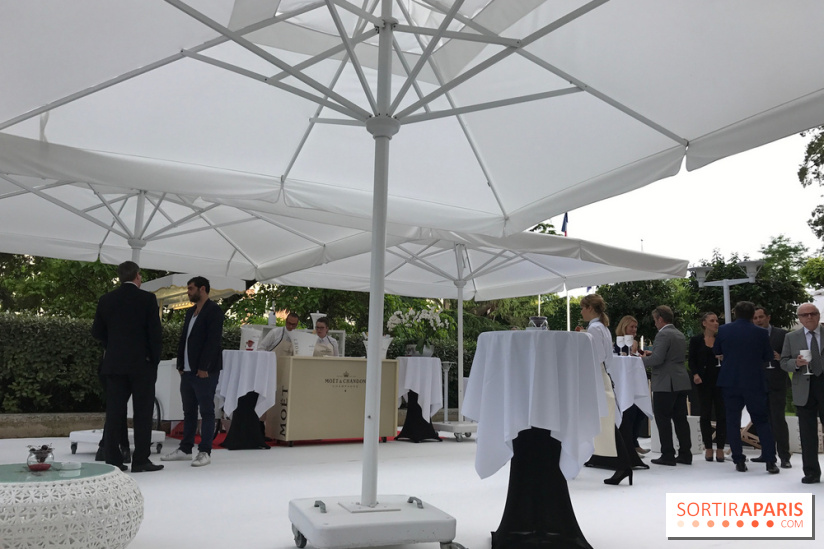 La terrasse du Trianon Palace by Moët