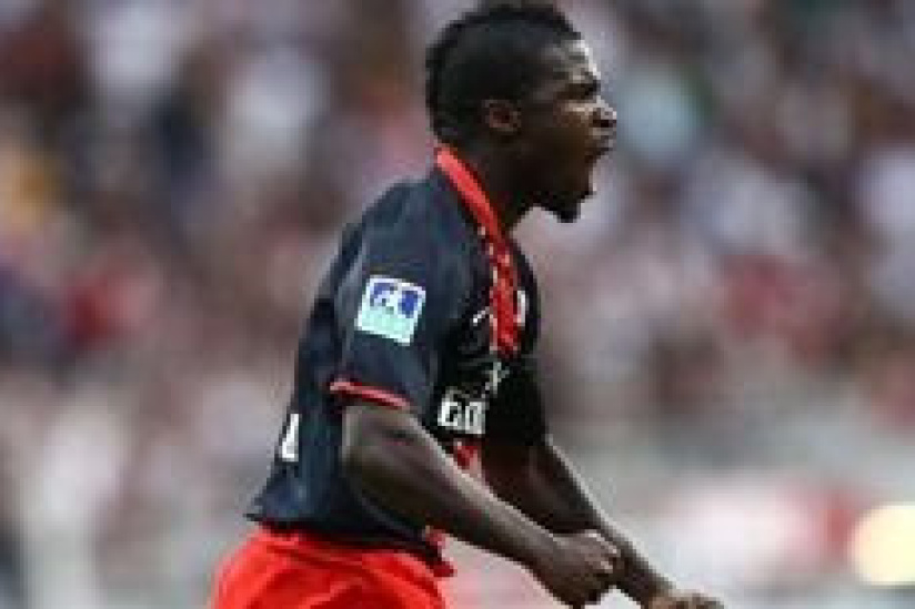 Mendy, buteur avec Hull