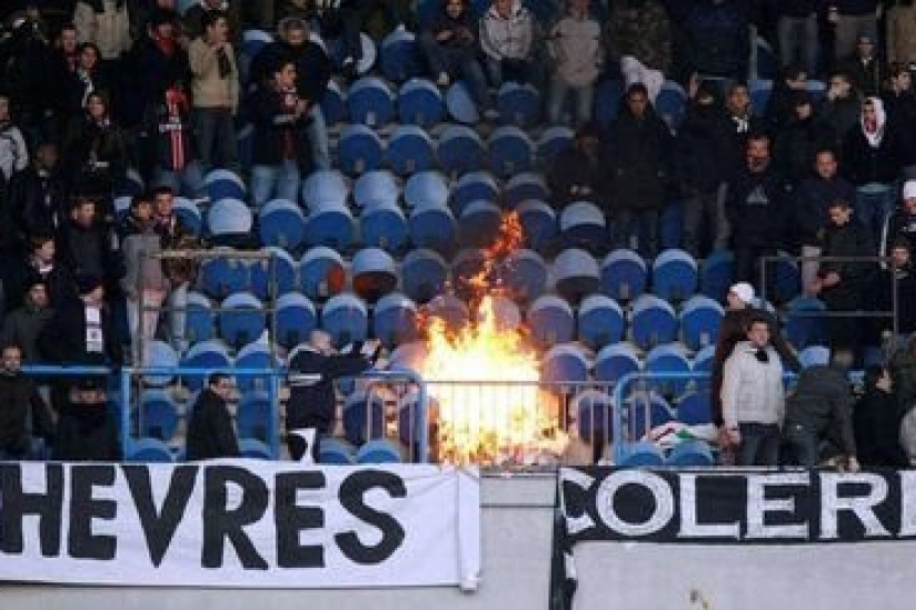 Lorient : Notes > La défense absente