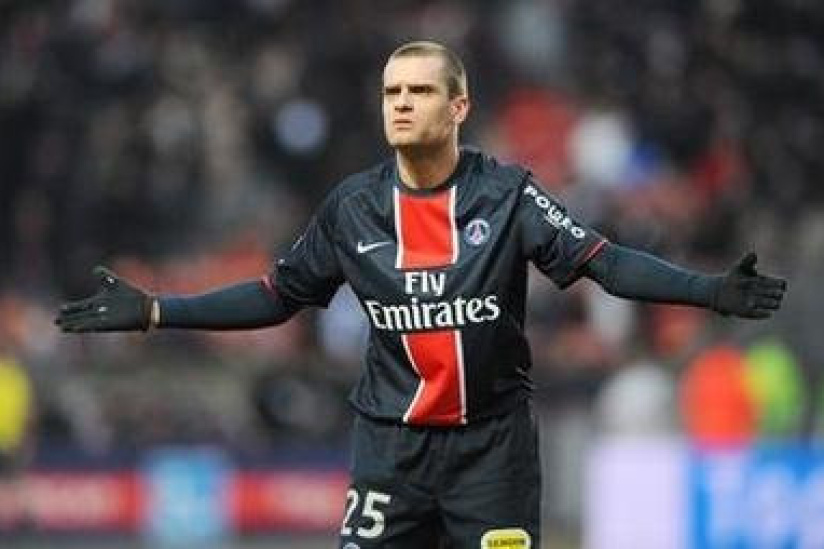Rothen trouve la sortie !