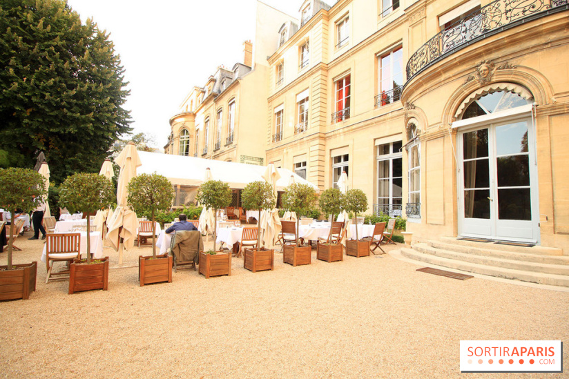 Dîner dans les jardins de la Maison de l'Amérique Latine