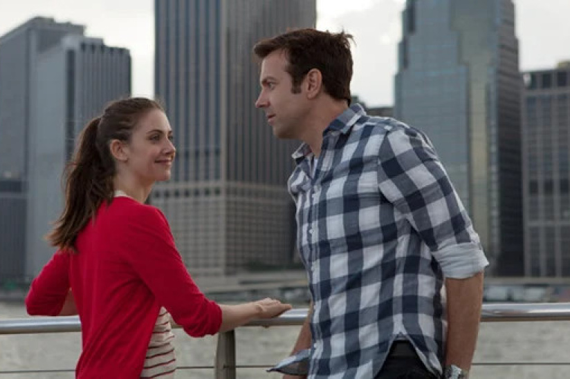 Jamais entre amis sur Prime Video : Une comédie romantique avec Alison Brie et Jason Sudeikis
