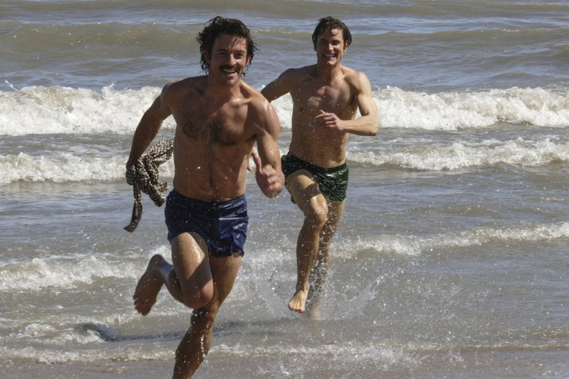 Fellow Travelers sur Paramount+ : Une romance historique avec Matt Bomer et Jonathan Bailey