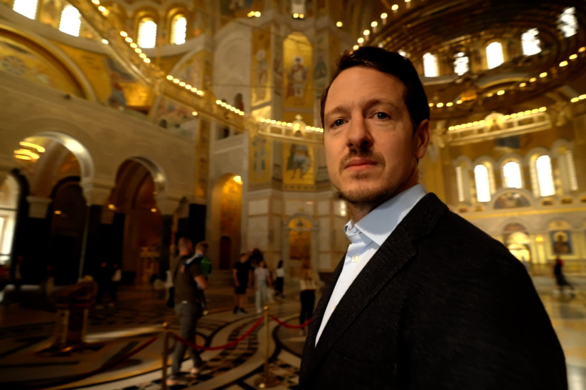 Money Electric : The Bitcoin Mystery - un documentaire sur l'origine de la cryptomonnaie sur Max