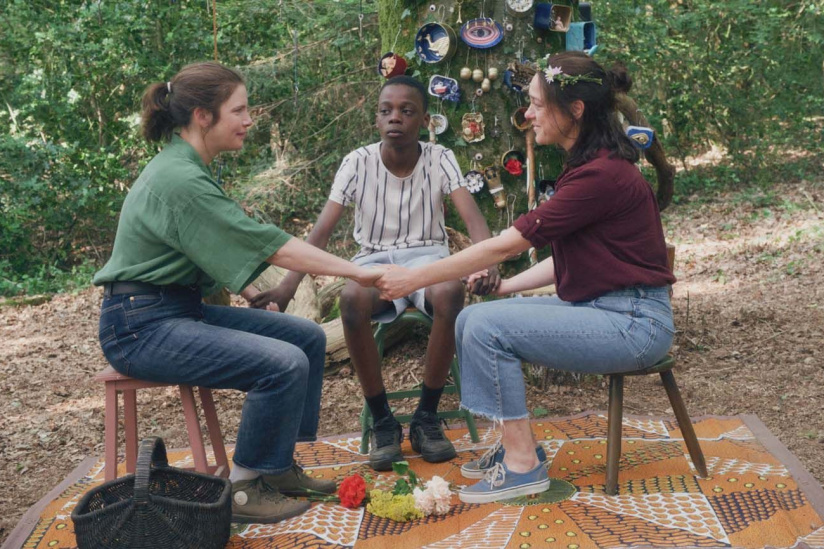 Bonjour l'asile : un drame signé Judith Davis au cœur des utopies rurales