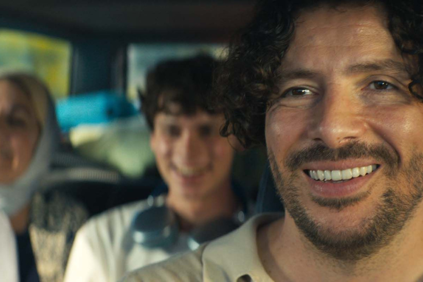 Sur la route de papa : une comédie tendre sur la famille et les origines