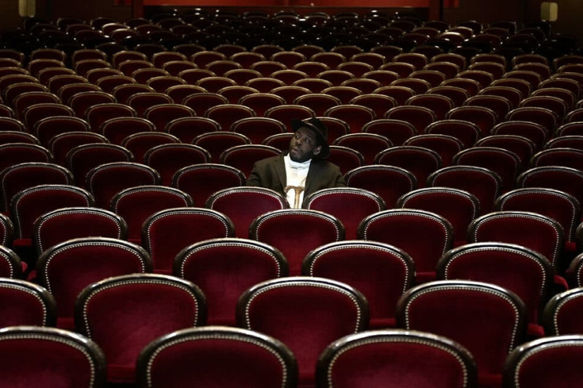 Noir, Juif et Borgne : l’odyssée Sammy Davis Jr. au Café de la Danse