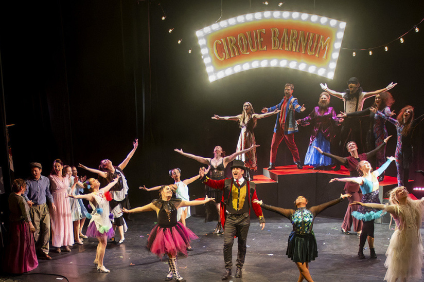 Extra OrdinaireS : comédie musicale solidaire à Bobino