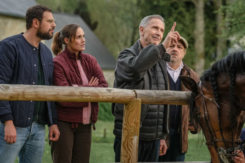 Chasse gardée 2 : Hakim Jemili, Didier Bourdon, Thierry Lhermitte, Camille Lou