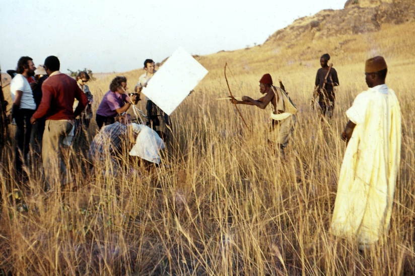 Une équipe de tournage à Mogodé en 1972