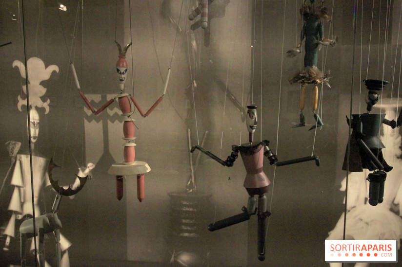 Exposition DADA au Musée de l'Orangerie - marionnettes pour Le Roi Cerf, Mel Myland et Sabine Gysin d'après Sophie Taeuber (1918), 1993