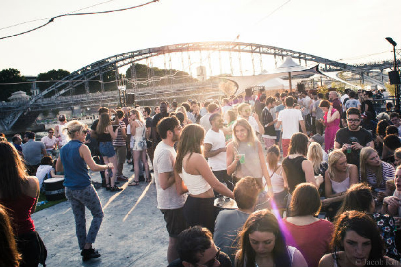 © Jacob Khirst - Hanslucas