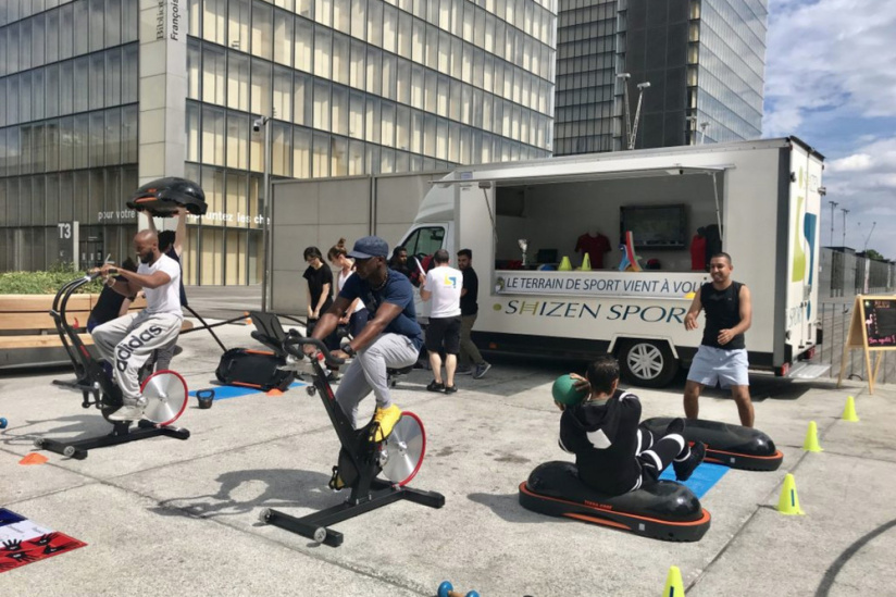 Séance de sport solidaire à la BNF de Paris 