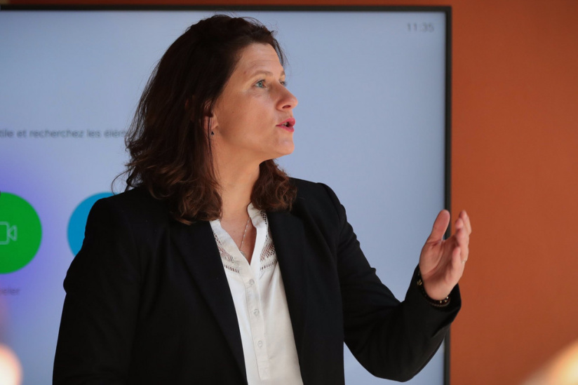 Coronavirus : pour le sport "sans vaccin, pas de retour à la normale" prévient Roxana Maracineanu 