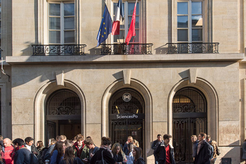 Coronavirus : SciencesPo Paris ferme ses portes après la détection d'une quarantaine de cas positifs