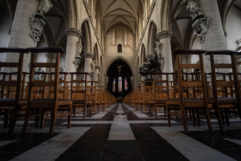 Cérémonies religieuses : l'Église catholique demande d'autoriser les messes