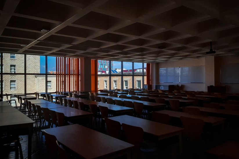 Covid : le Conseil scientifique recommande de laisser les écoles ouvertes, avec une vigilance accrue