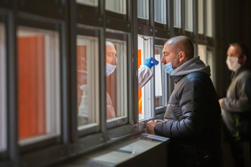 Covid : 14% de variants détectés dans les cas positifs en France selon une enquête 