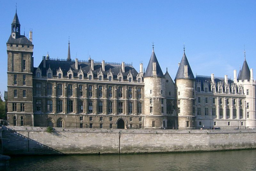 Histoire de la Conciergerie, l'ancienne prison du Palais-Royal