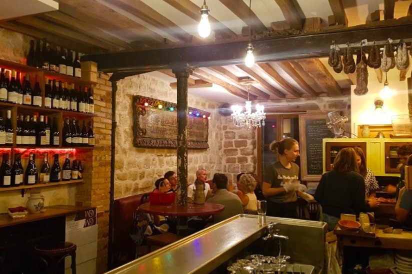 Au Petit Rozey, le nouveau bar à vin des Batignolles