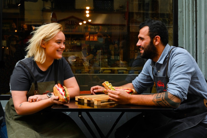 Alexia Duchêne signe un sandwich pour The French Bastards