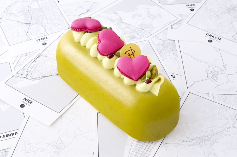 Fête des Mères 2021 by Pierre Hermé 