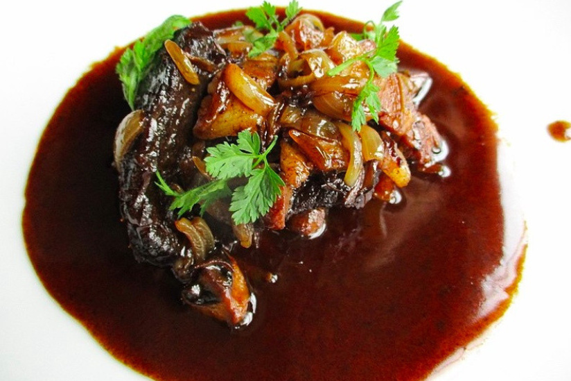 Où manger un bon coq au vin à Paris ? Nos bonnes adresses