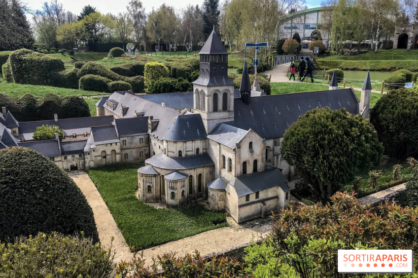 France Miniature, les plus beaux monuments racontés par Stéphane Bern