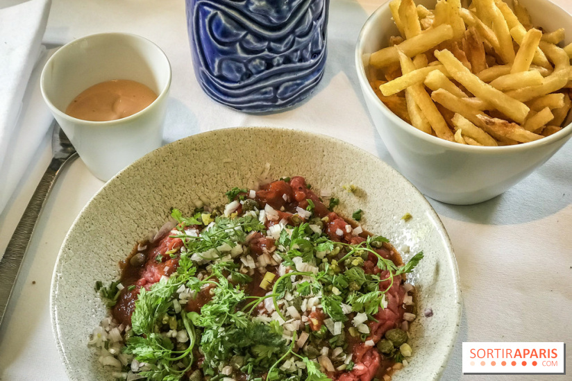 Le River Café, la péniche terrasse-restaurant se renouvelle