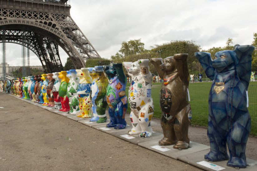 Les oursons géant du Champs de Mars à Paris - , Les United Buddy Bears à Paris