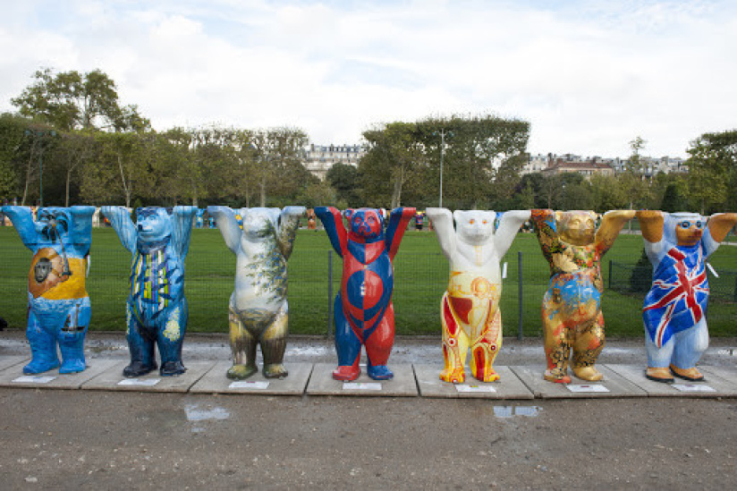 Les oursons géant du Champs de Mars à Paris - , Les United Buddy Bears à Paris