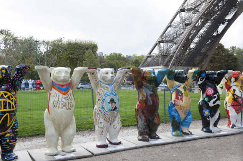 Les oursons géant du Champs de Mars à Paris - , Les United Buddy Bears à Paris