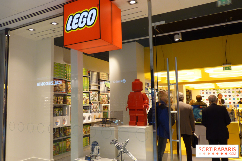 So Ouest, vitrine Lego