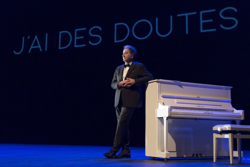 Raymond Devos revisité par François Morel au Rond-Point : J'ai des doutes