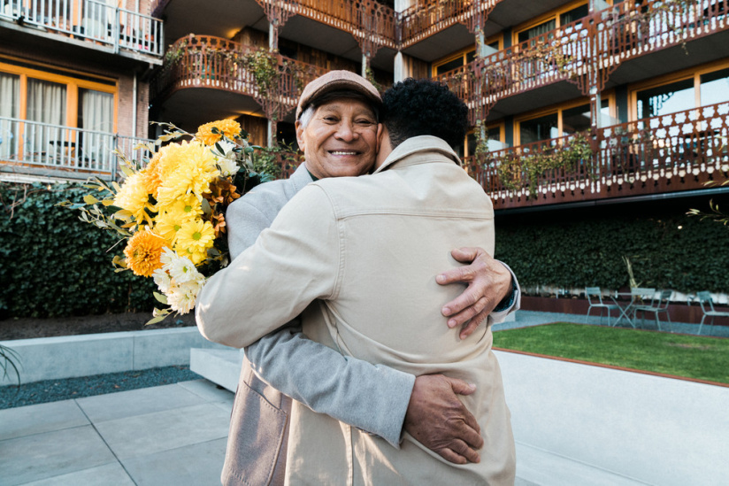 Des bouquets de fleurs offerts aux quatre coins de Paris 
