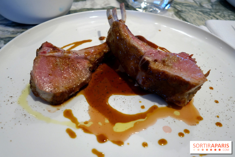 Zebra par Alexandre Giesbert et Julien Ross dans le 16e à Paris